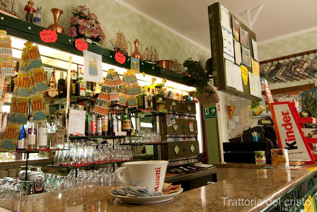 Affittacamere Trattoria Del Cristo Ospedaletto Lodigiano Ngoại thất bức ảnh