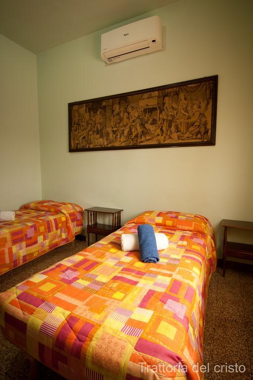 Affittacamere Trattoria Del Cristo Ospedaletto Lodigiano Phòng bức ảnh